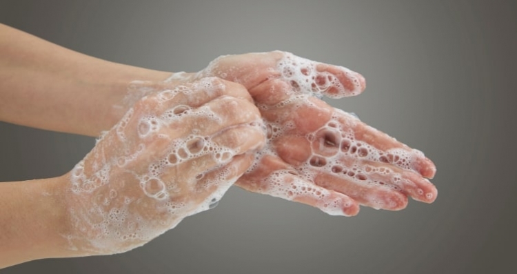 Imagem da Como higienizar as mãos para evitar infecções em hospitais? (100% comprovado)
