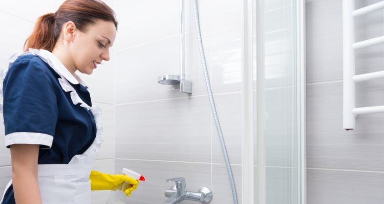 Melhore a limpeza de hotéis (elimine até 99,99% das bactérias)